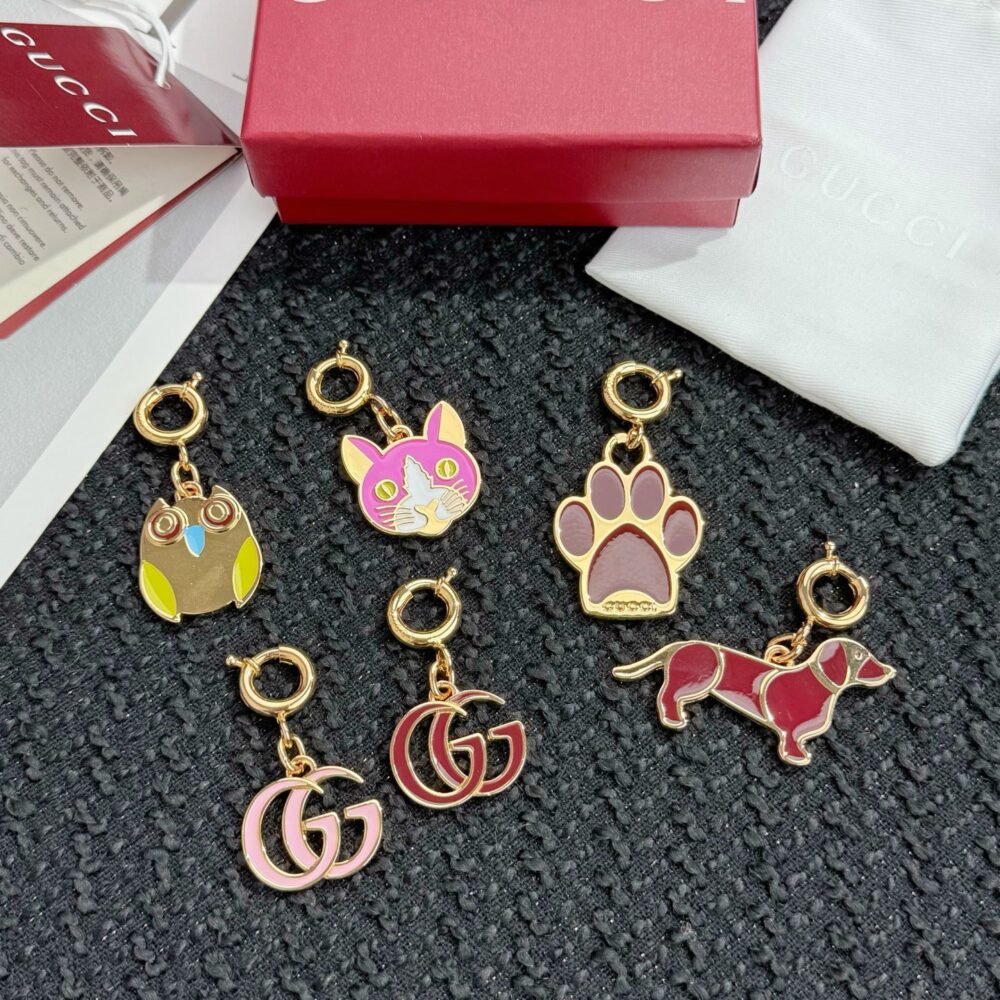 Charm treo túi G• ucci