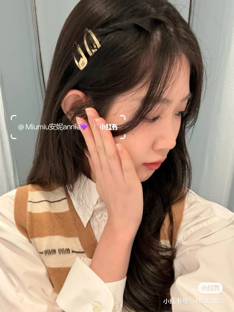 Kẹp. Tóc MIU 20461240