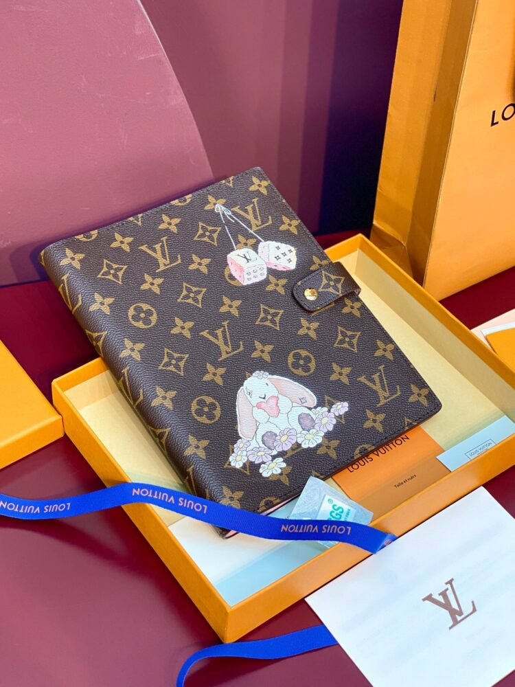 Bìa sổ tay L• V X Grace Coddington GI1394 18x23x2cm