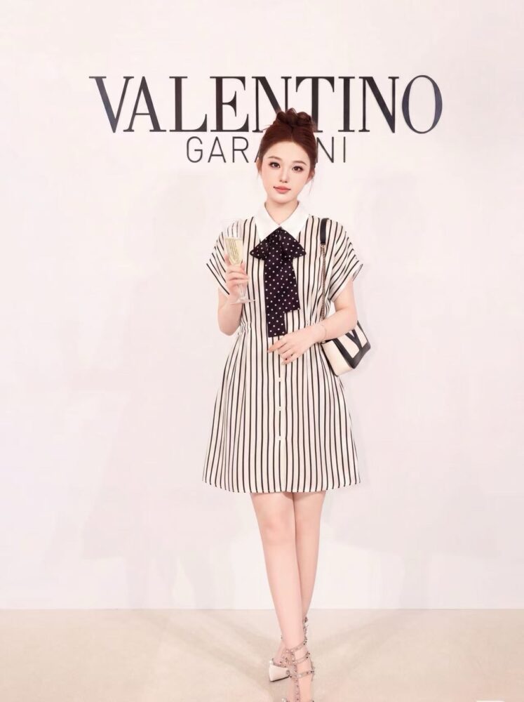 Váy Nữ Hiệu  sml 21082140
